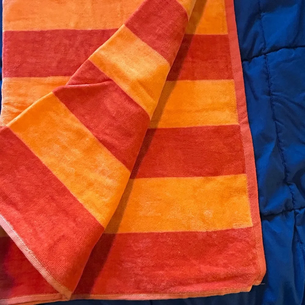 KAUFMAN • Multi Colored Beach Towels • Large • - Picture 4 of 12